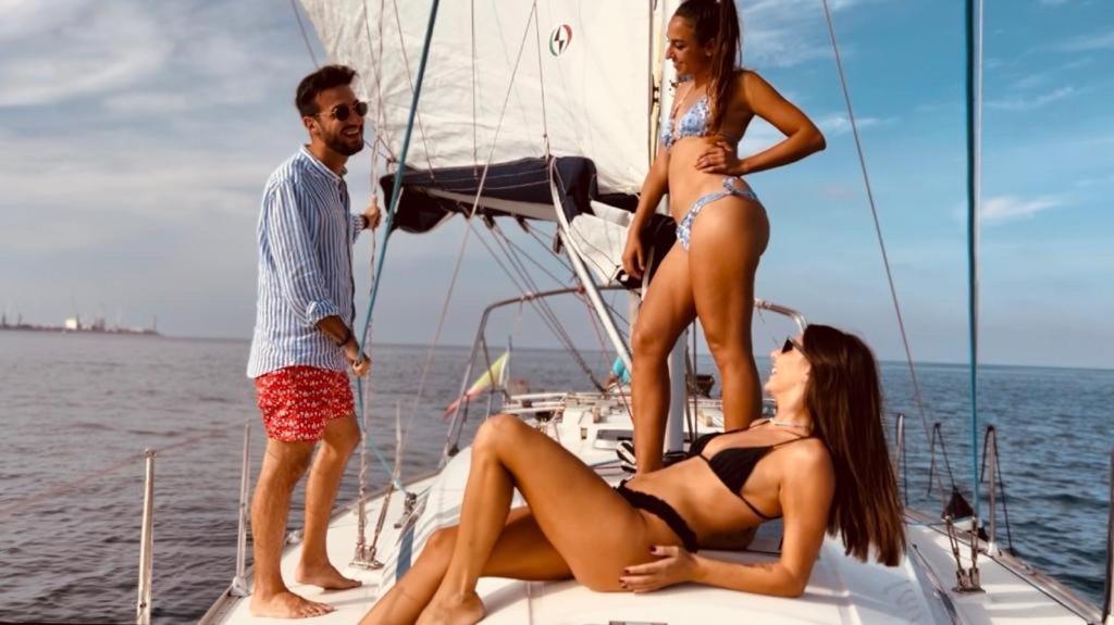 فندق Boat And Breakfast باري المظهر الخارجي الصورة